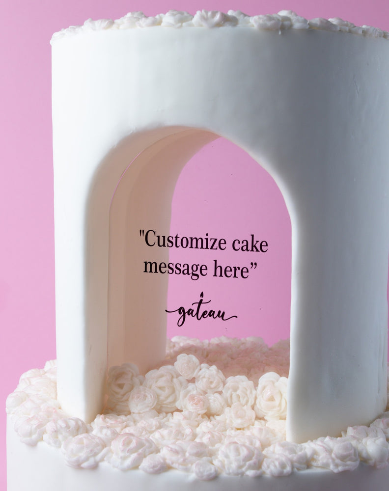 Minimalist Arch Detailed Floral Cake