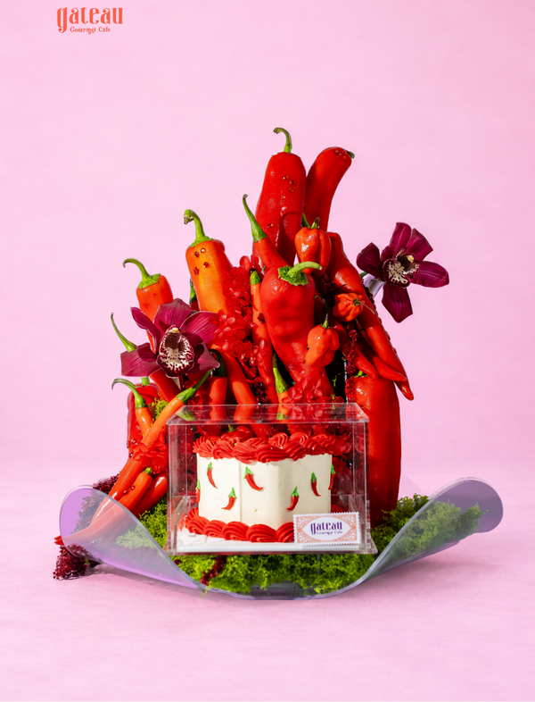 Spicy Garden Cake With Arrangement