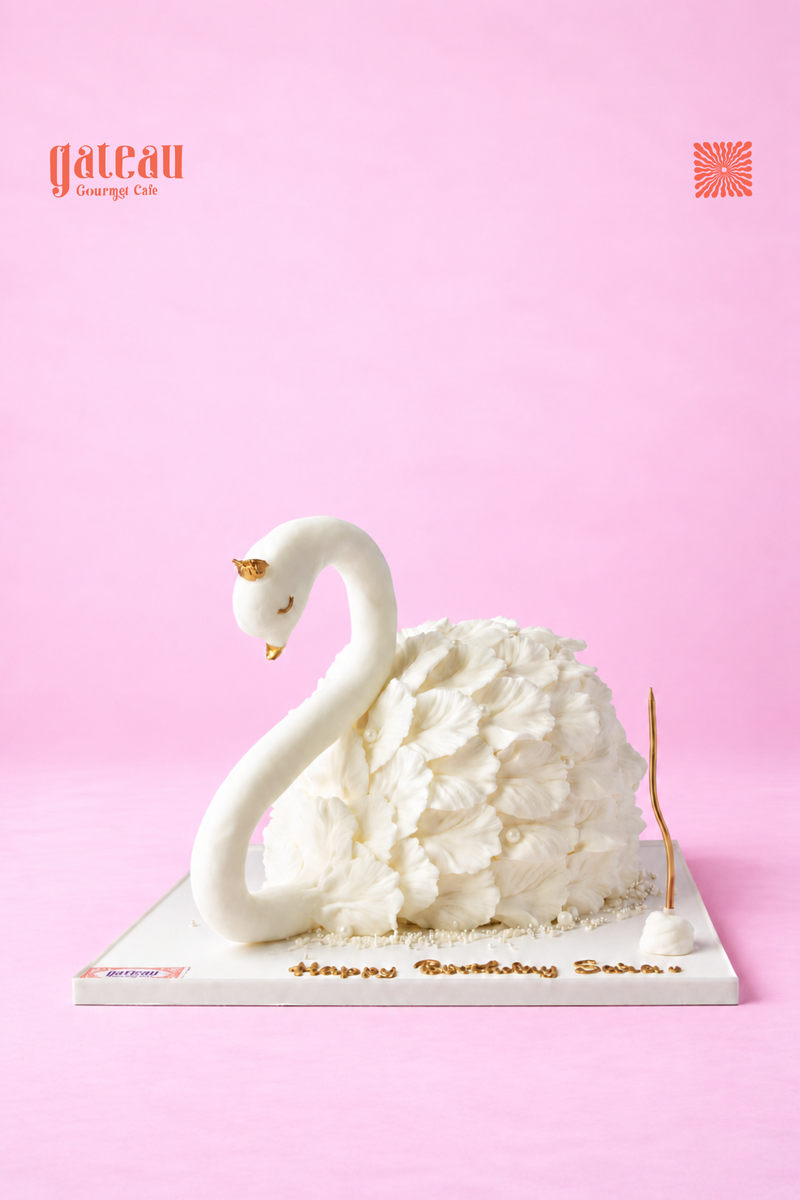 Swan Elegance Cake