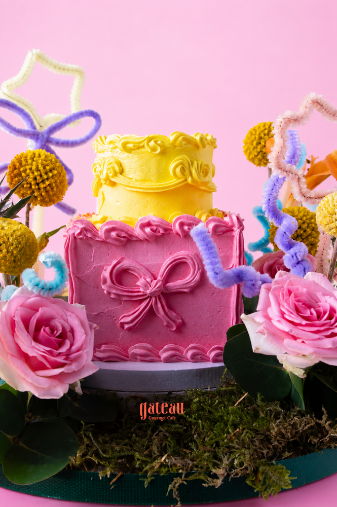 Summer Buttercream Flower Cake with Vibrant Floral Design | Gateau Gourmet
