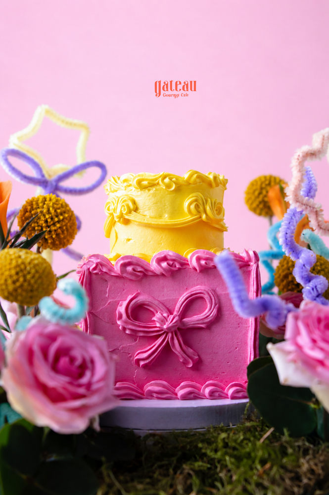 Summer Buttercream Flower Cake with Vibrant Floral Design | Gateau Gourmet