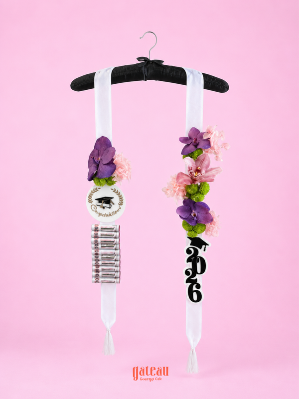 Graduation Money Garland with fresh flowers