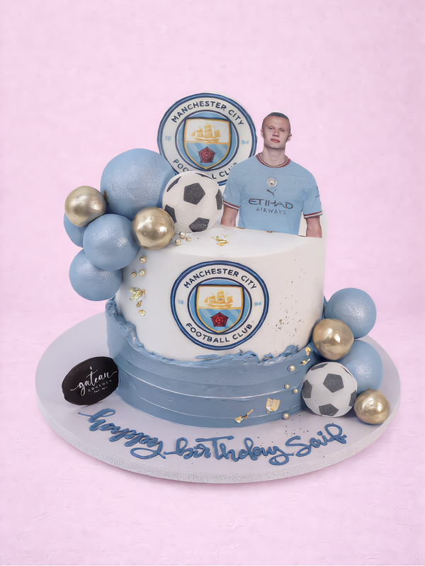 Football club Team Cake — handcrafted by Gateau Gourmet in Abu Dhabi