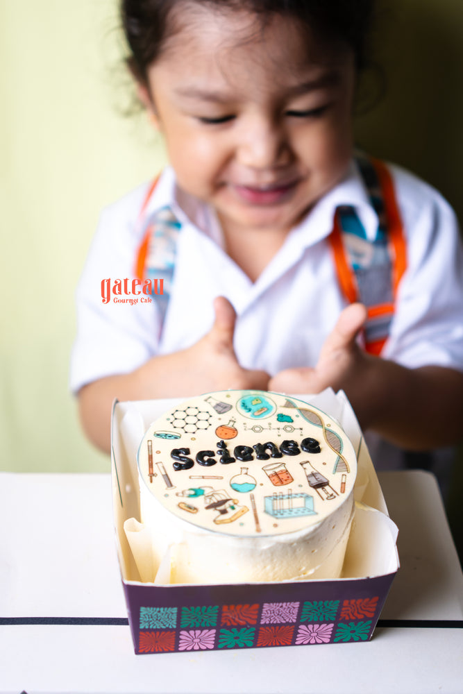 Science Mini Cake