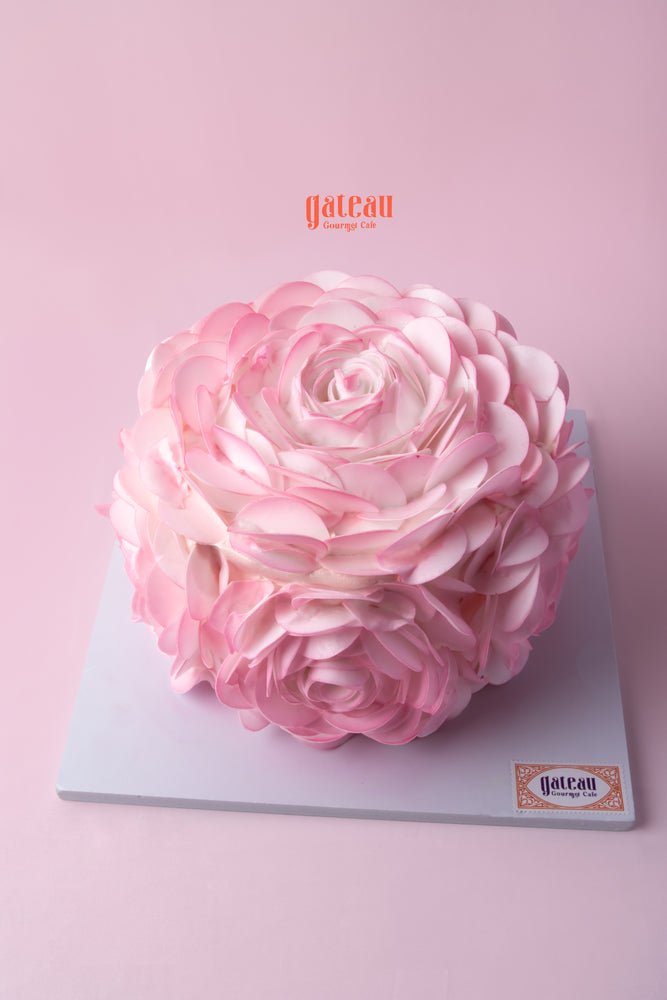 Blush Pink Rose Cake