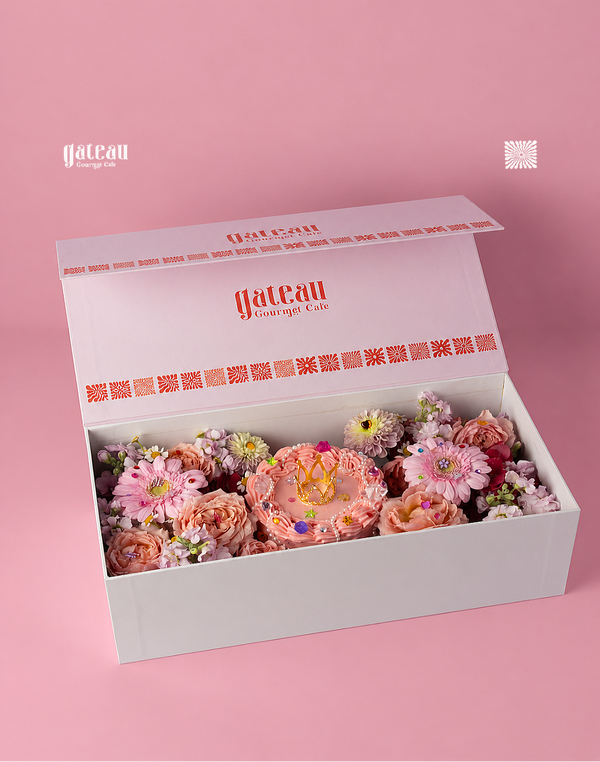 Cake w/ Arrangement