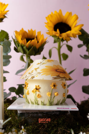 Sunflowers Arrangement W/ Lamp Cake