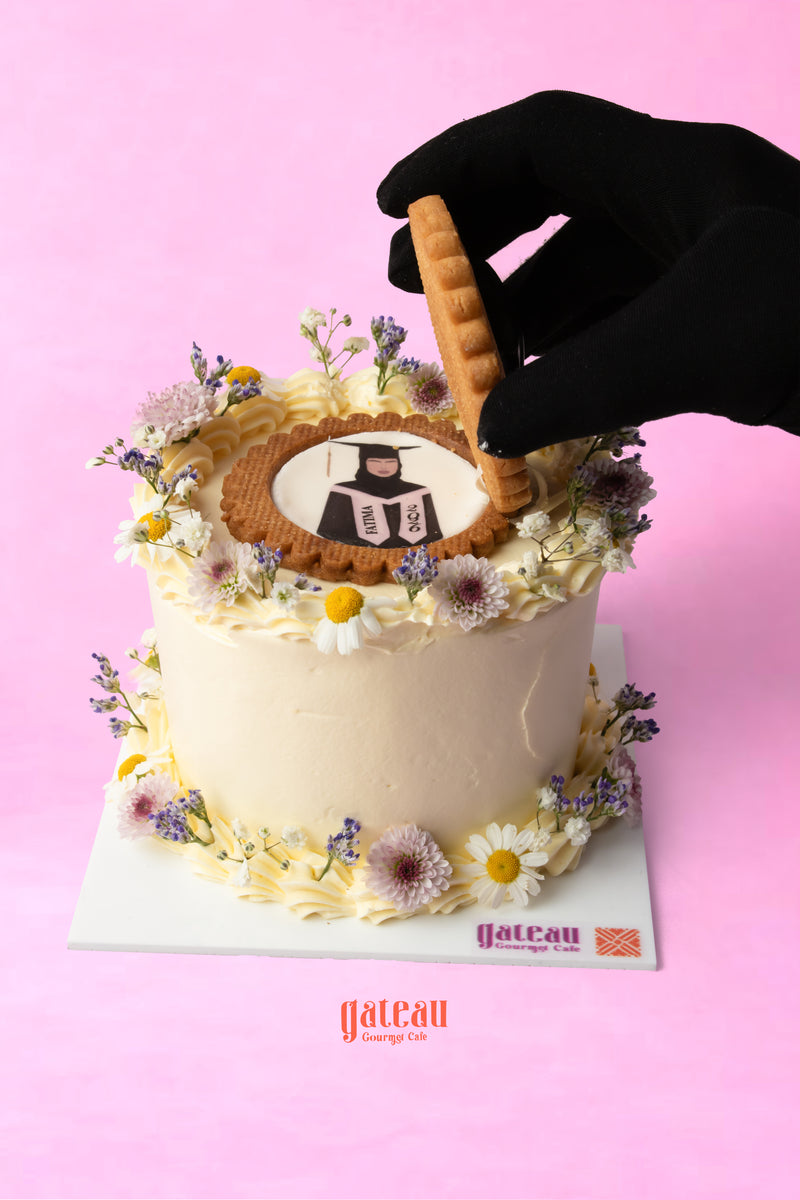 Graduation Cake for Her — handcrafted by Gateau Gourmet in Abu Dhabi
