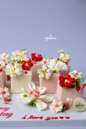Floral Pink and White Cube Cakes