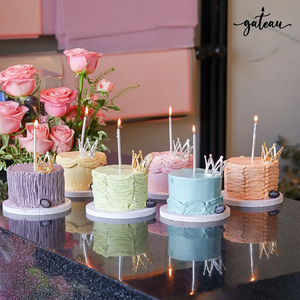 mono crown in pastel color