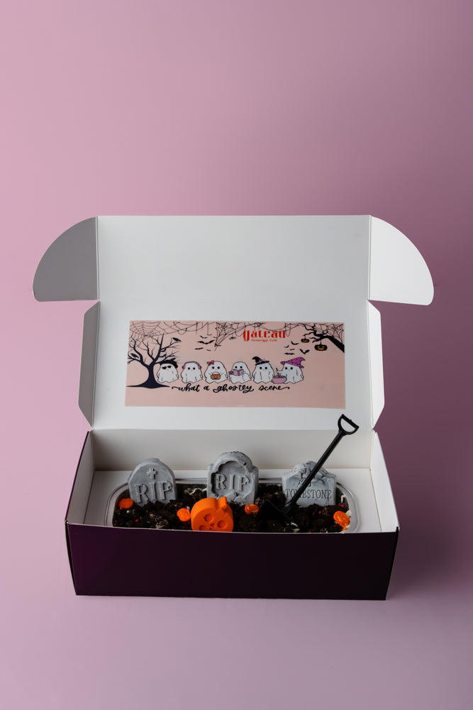 Bone to be Wild cake from Gateau Gourmet Cafe with spooky decorations and tombstone details