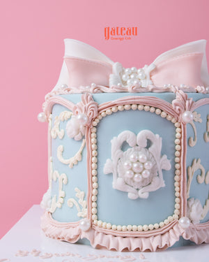 Circus Dream Carousel Cake with pastel colors and elegant pearl decorations by Gateau Gourmet Cafe