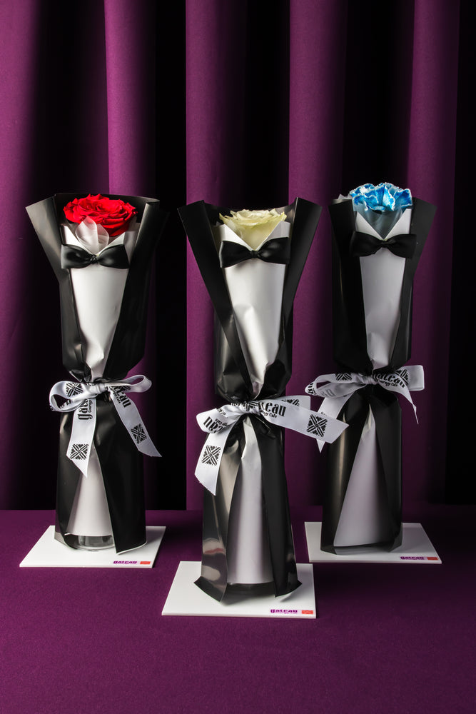 Father's Day flower bouquets from Gateau Gourmet Cafe with red, white, and blue floral designs