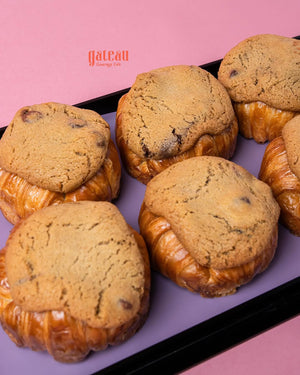 Gateau Gourmet Cafe croissant cookies online chocolate chip cookies baked on flaky croissants